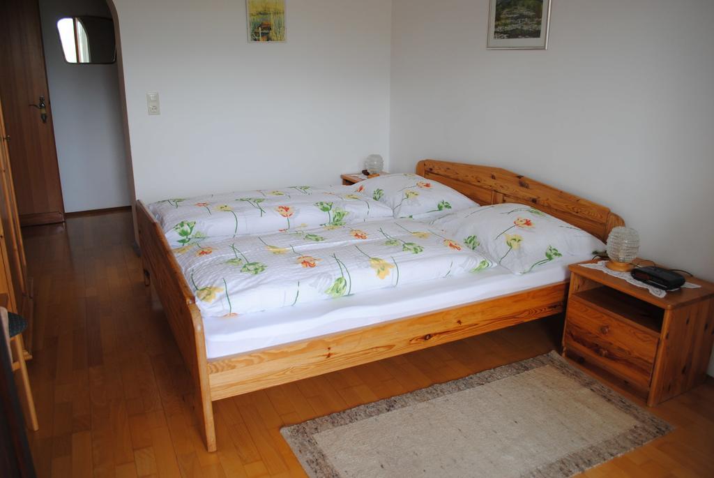 Gaestehaus Lindermuth Presseggersee Pokoj fotografie